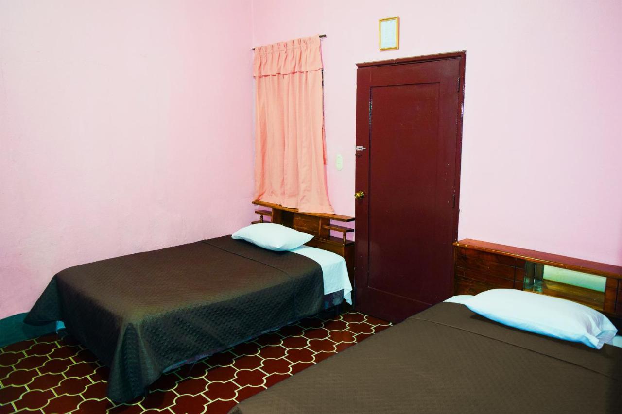 Hotel Fuentes Guatemala City Exterior foto